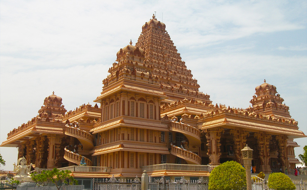 Chhatarpur Temple