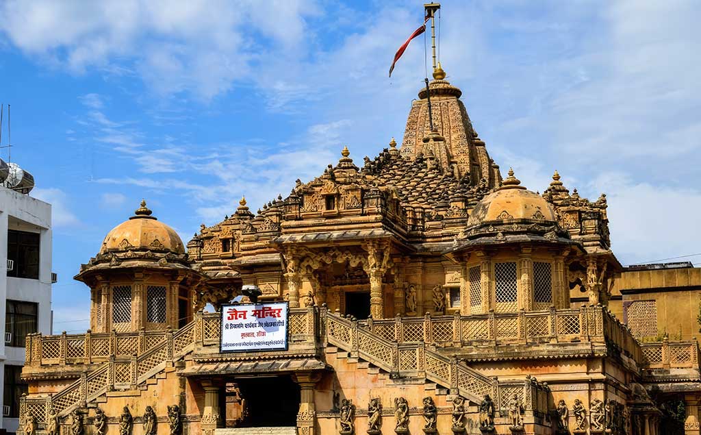 Shri Chintamani Parswanath Jain Temple